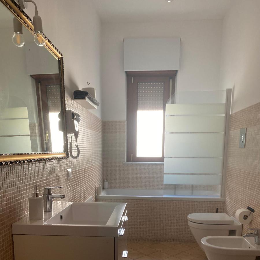 Superattico Bella Bellu Hotel Palermo Bagian luar foto